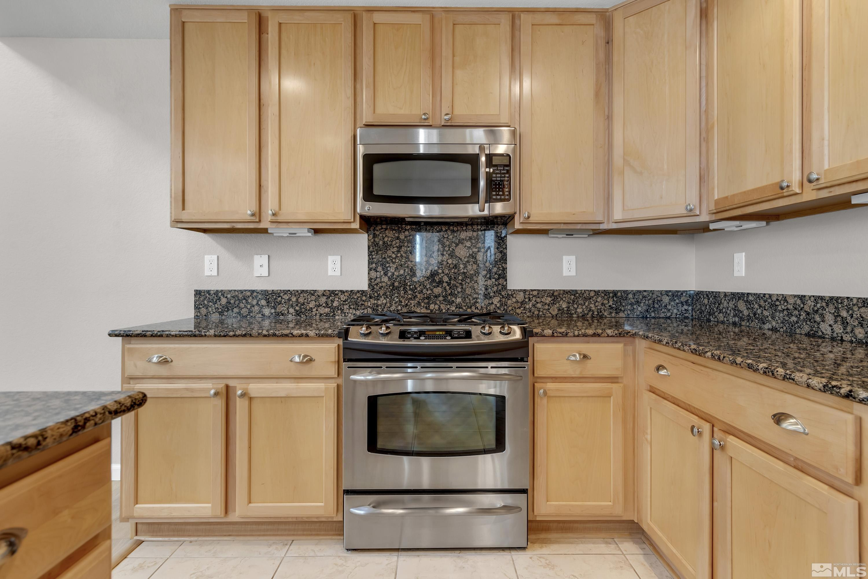2104 Falling Star Loop Reno, NV 89523 - Photo 19 of 40 Photo 19