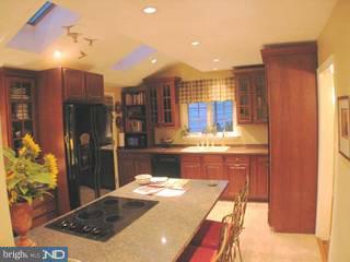 32 Brookside Road Wallingford, PA 19086 - Photo 3 of 6