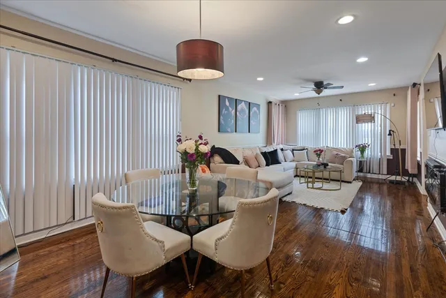 $249,900 | 8225 South Manistee Avenue, Chicago, IL 60617