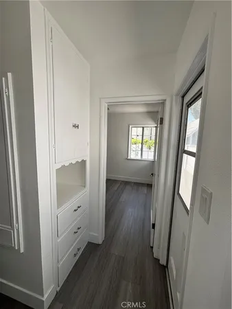 $2,300 | 769 Loma Avenue, Long Beach, CA 90804