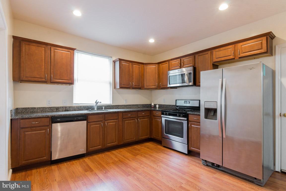 4518 Wakefield Road Baltimore, MD 21216 - Photo 8 of 20 KITCHEN