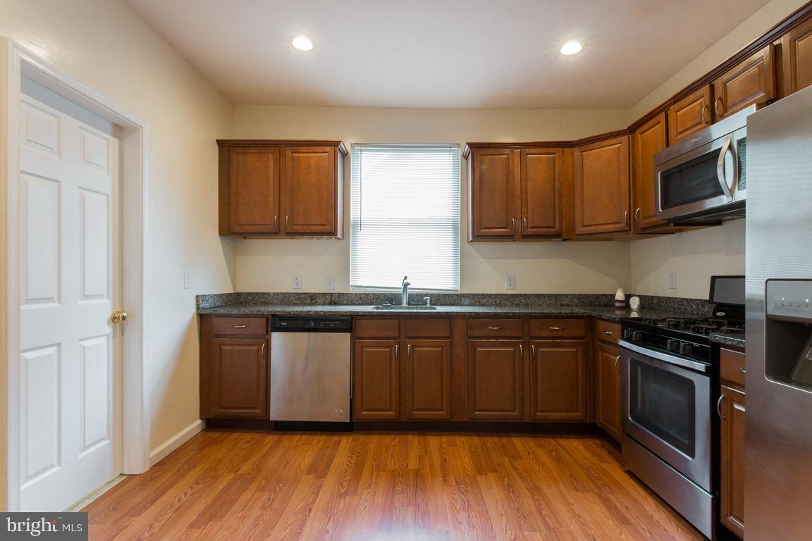 4518 Wakefield Road Baltimore, MD 21216 - Photo 9 of 20 KITCHEN