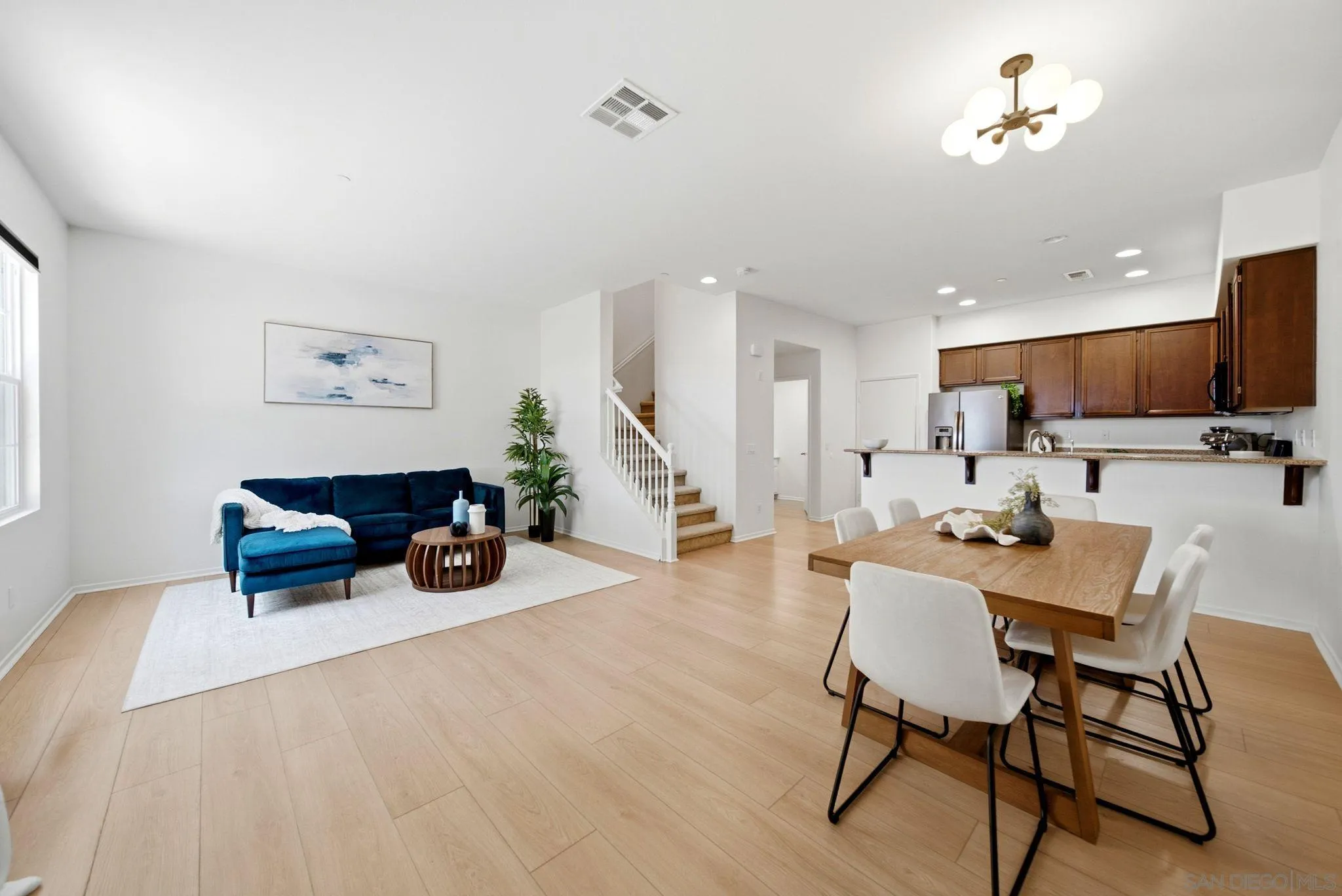 1360 Santa Victoria Road, Unit 4 Chula Vista, CA 91913 - Photo 2 of 23 Gallery Image 2