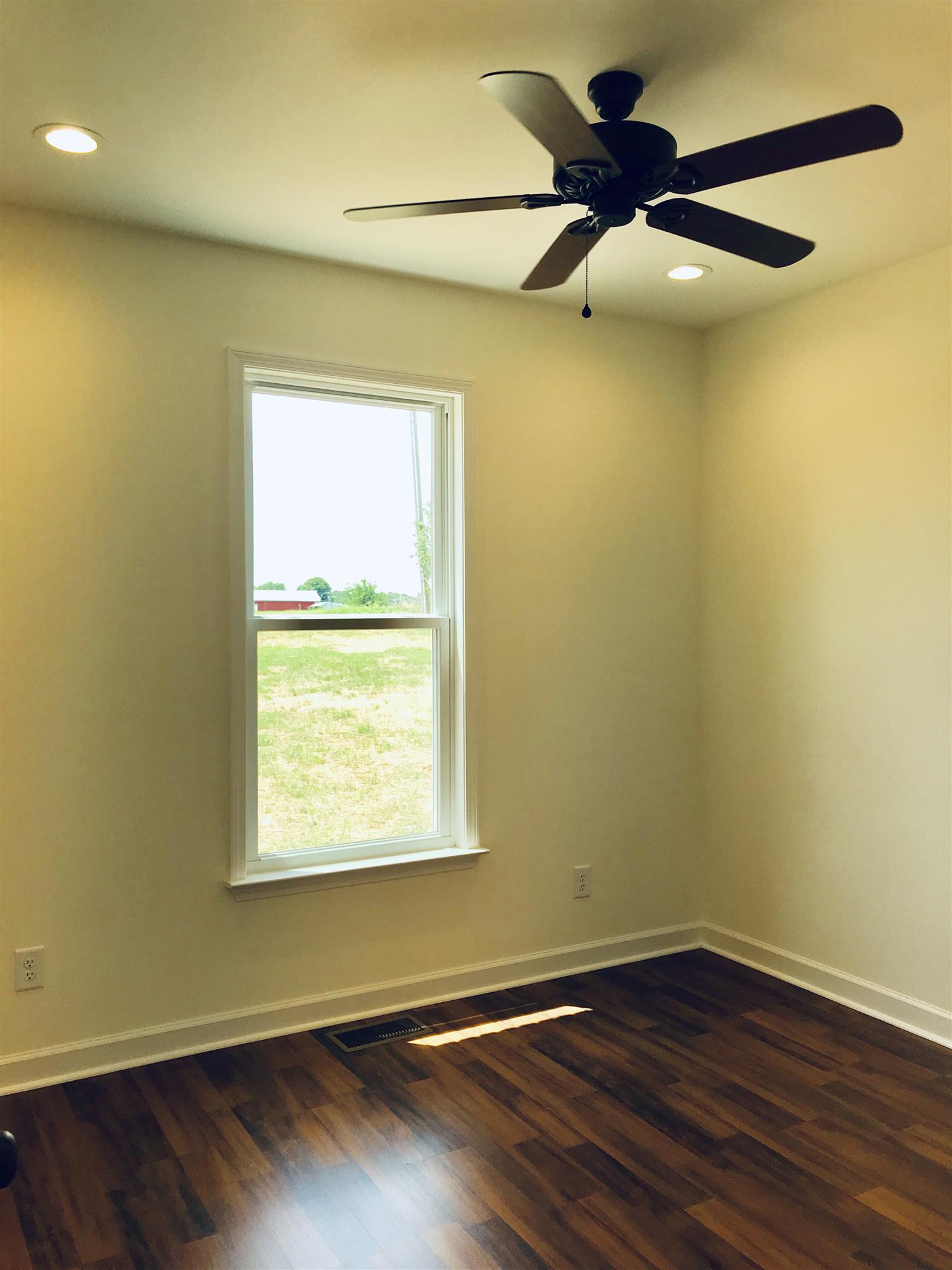 227 Butler Bridge Road Portland, TN 37148 - Photo 12 of 18 Gallery Image 12