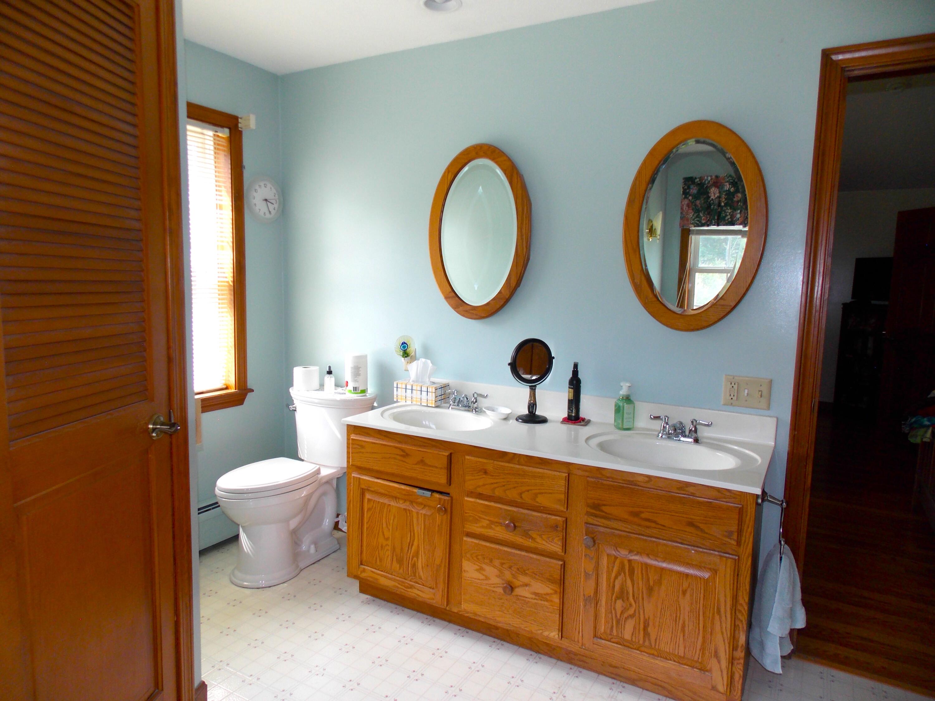 196 Fuller Road Hermon, ME 04401 - Photo 28 of 31 DSCN2283