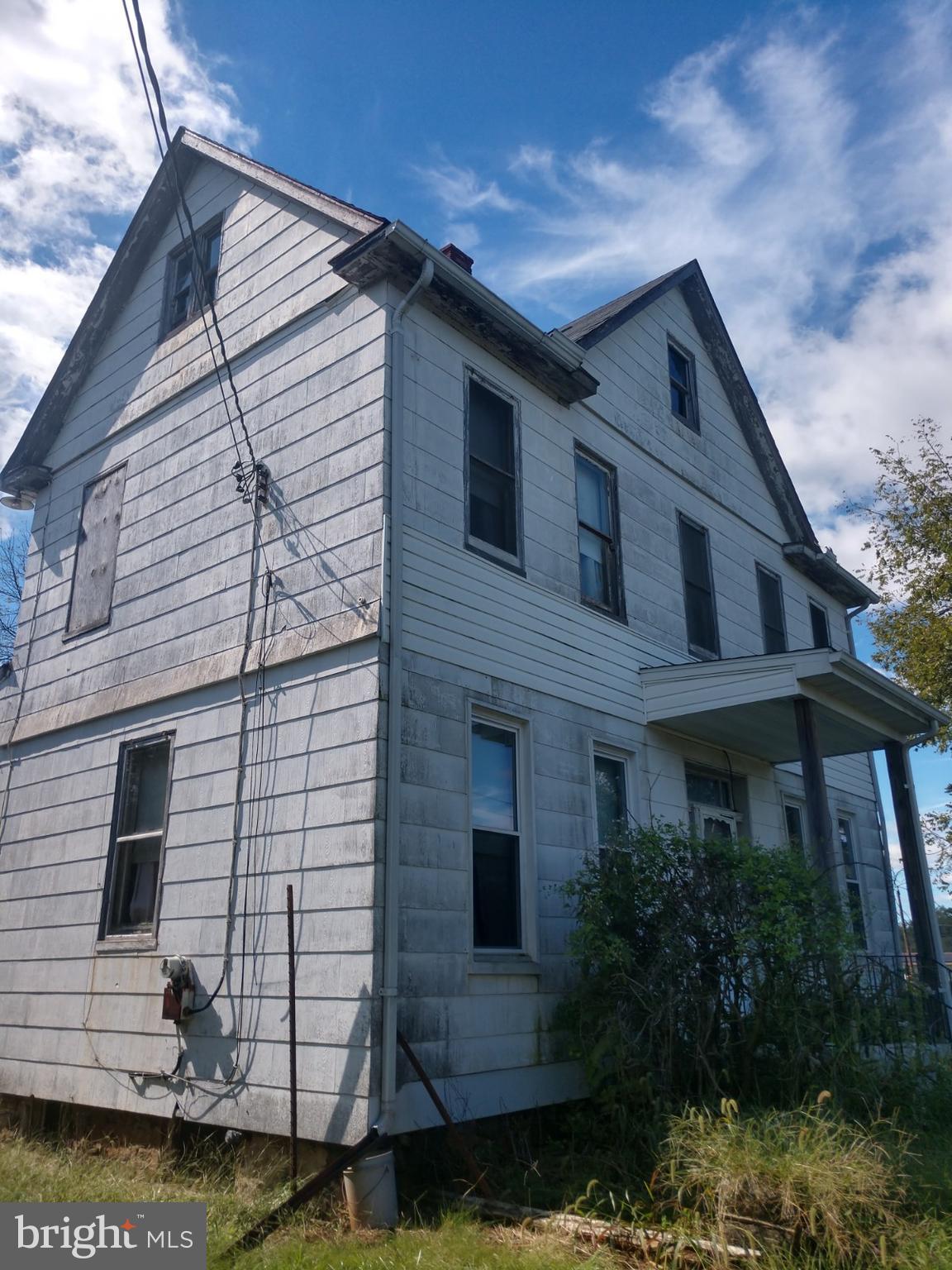 8019 Windsor Mill Road Baltimore, MD 21244 - Photo 6 of 8 Exterior (General)