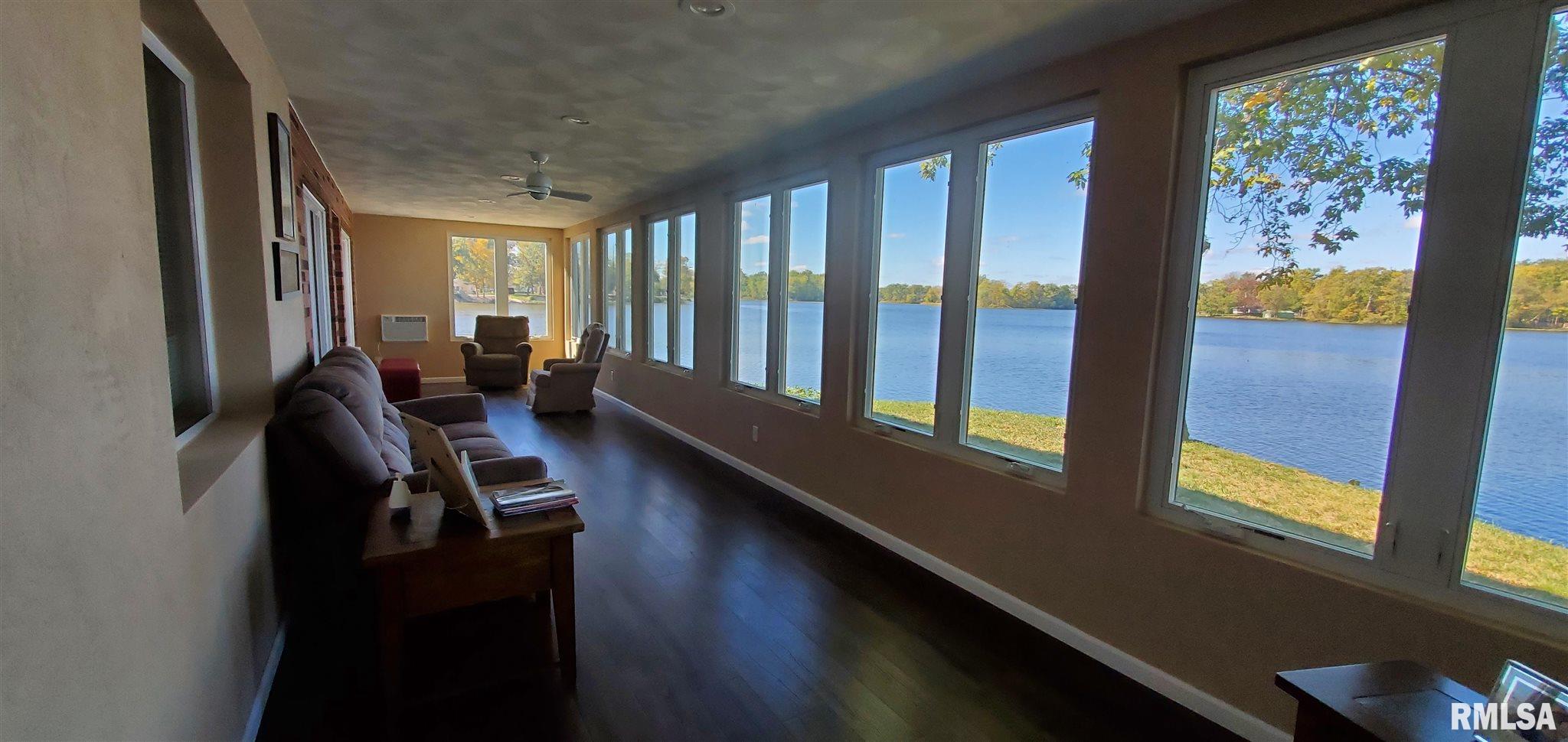 8246 Presidential Road Du Quoin, IL 62832 - Photo 15 of 28