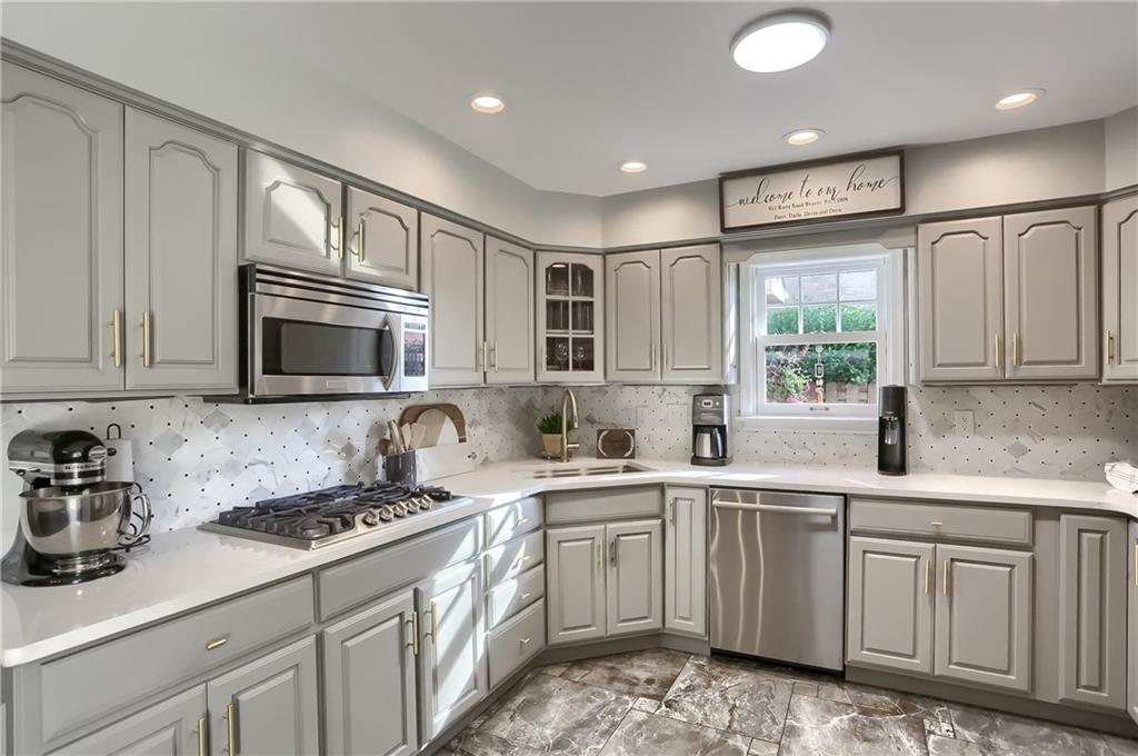 912 River Road Beaver, PA 15009 - Photo 11 of 25 Gallery Image 11