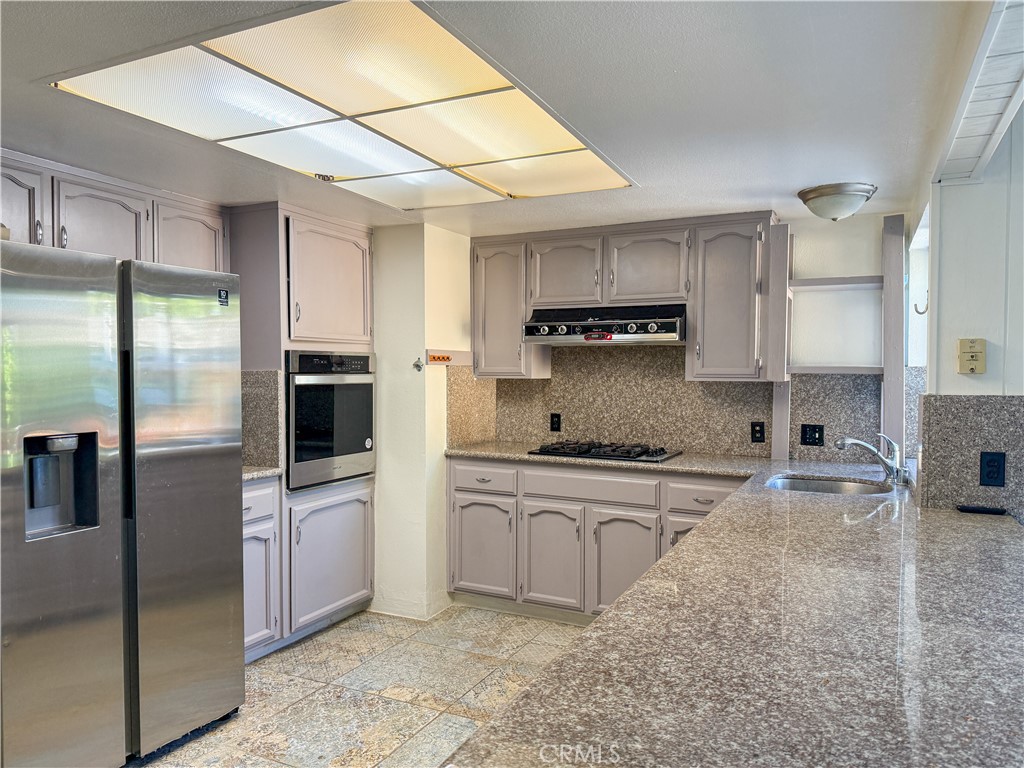 3583 Vernal Court Merced, CA 95340 - Photo 7 of 30