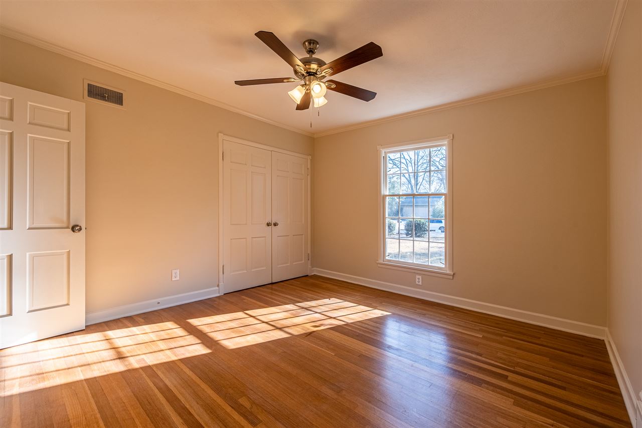 5530 South Angela Road Memphis, TN 38120 - Photo 18 of 23