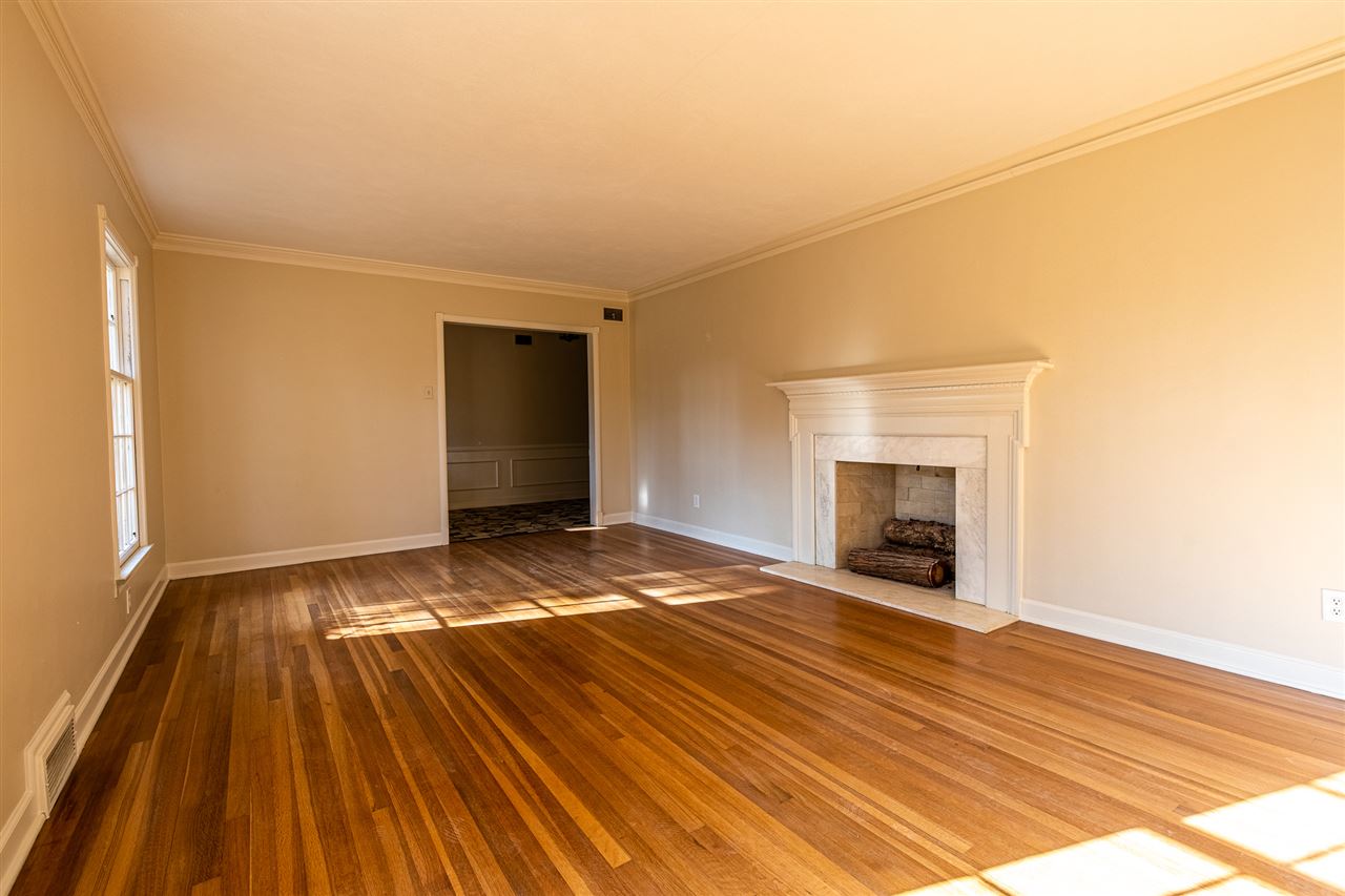 5530 South Angela Road Memphis, TN 38120 - Photo 6 of 23
