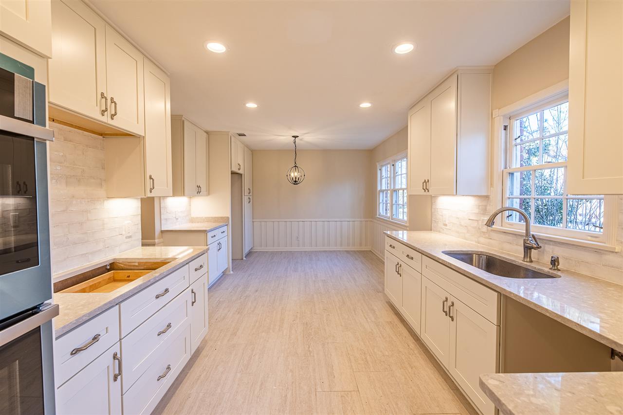 5530 South Angela Road Memphis, TN 38120 - Photo 8 of 23