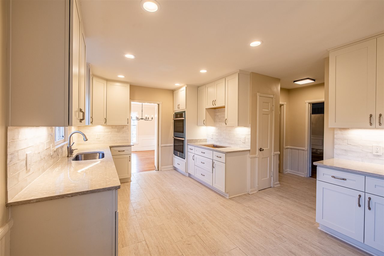 5530 South Angela Road Memphis, TN 38120 - Photo 9 of 23