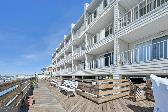 a view of a large building