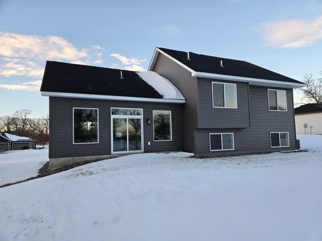 $499,900 | 14246 244th Avenue Northwest, Zimmerman, MN 55398
