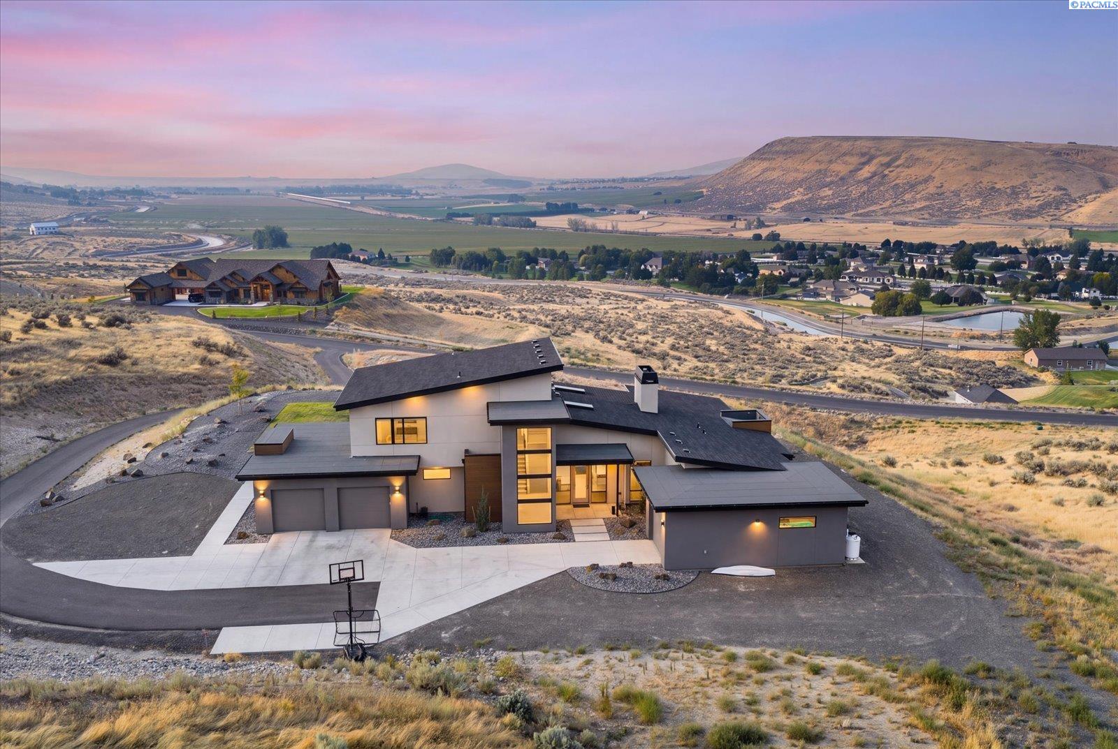 73723 Homestead Road Kennewick, WA 99338 - Photo 4 of 50 Gallery Image 4