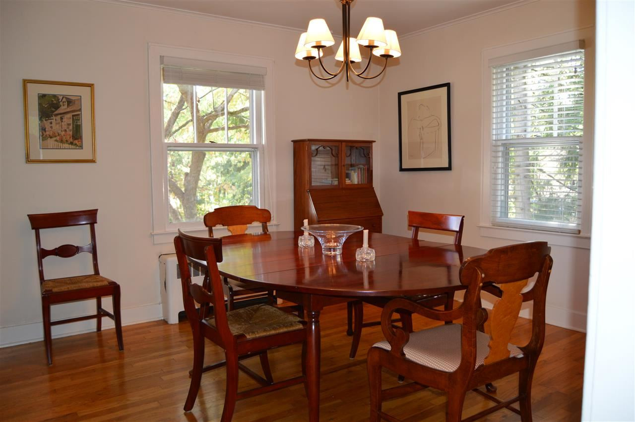 29 Hillcrest Road Colonie, NY 12110 - Photo 4 of 25 Photo 4