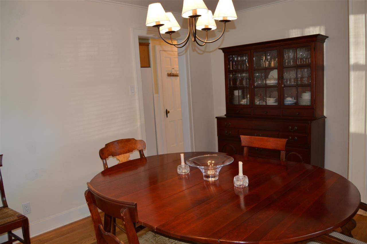 29 Hillcrest Road Colonie, NY 12110 - Photo 5 of 25 Photo 5
