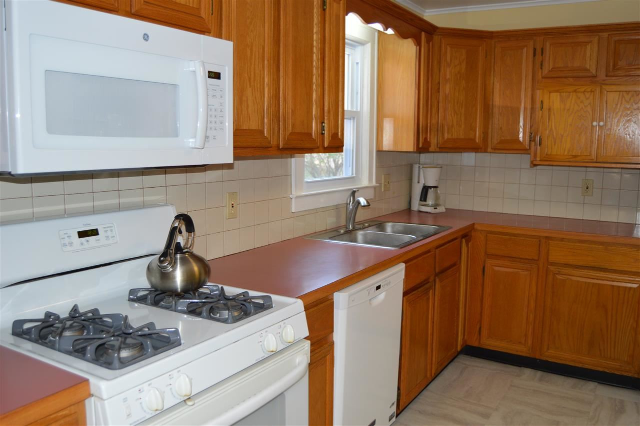 29 Hillcrest Road Colonie, NY 12110 - Photo 6 of 25 Photo 6