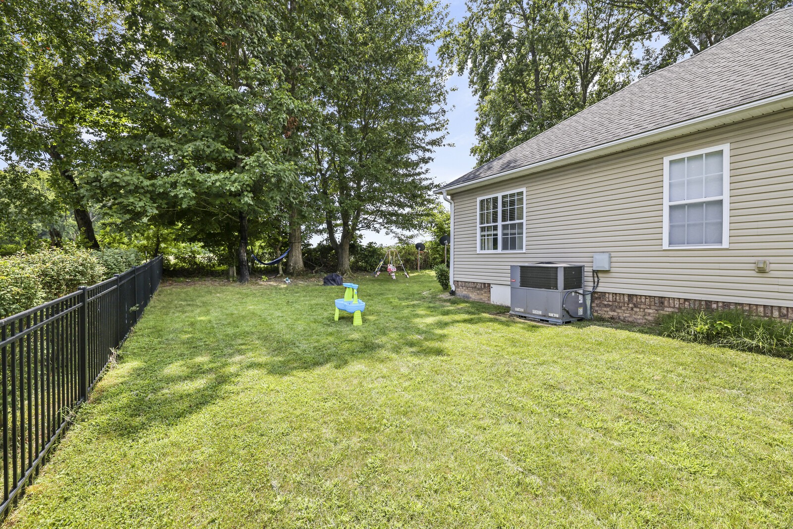 602 Arabian Lane Springfield, TN 37172 - Photo 33 of 36 Gallery Image 33
