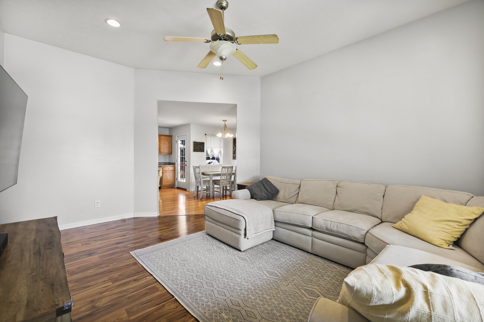 602 Arabian Lane Springfield, TN 37172 - Photo 6 of 36 Gallery Image 6