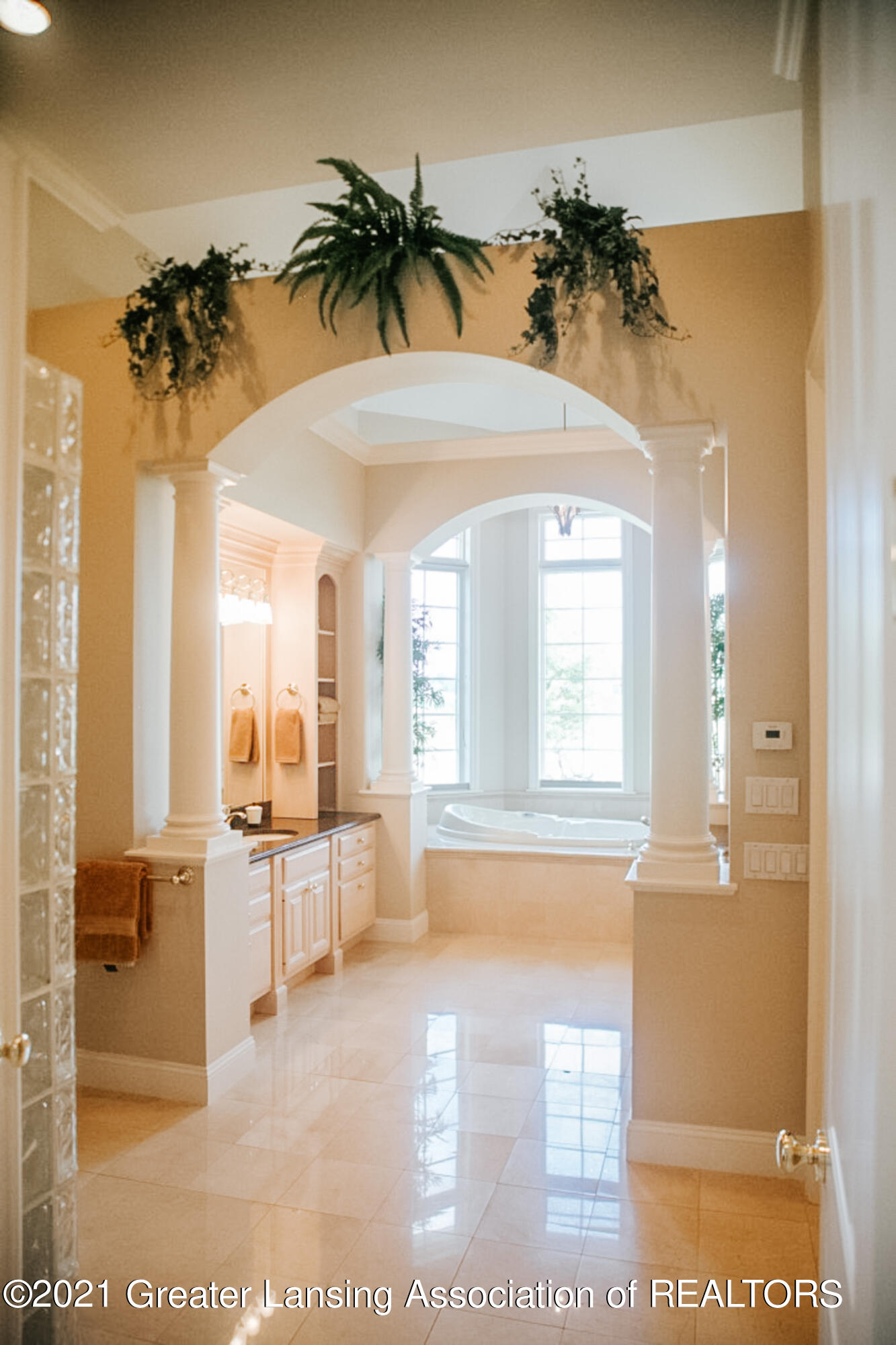 2900 Rowley Road Williamston, MI 48895 - Photo 26 of 73 Master Bath Entrance