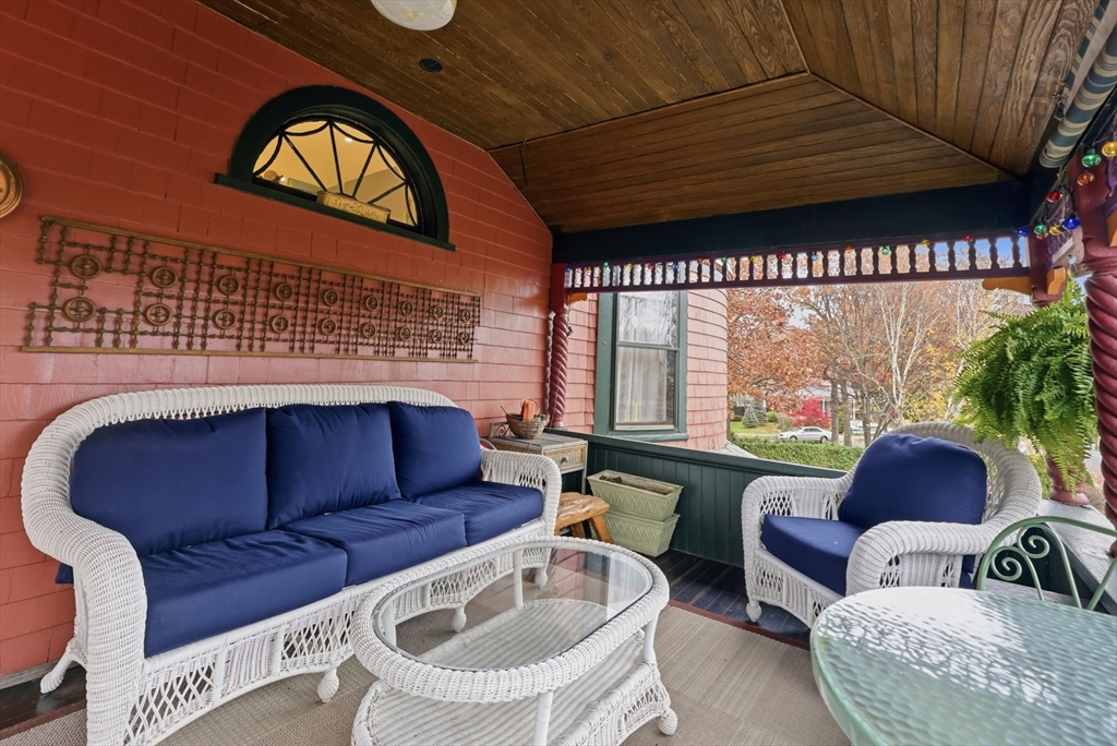 1176 Worthington Street Springfield, MA 01109 - Photo 26 of 42