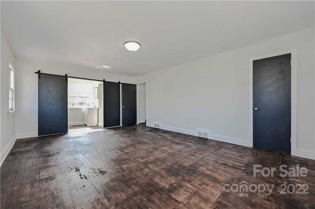 209 West Spring Street Troy, NC 27371 - Photo 21 of 32 Gallery Image 21