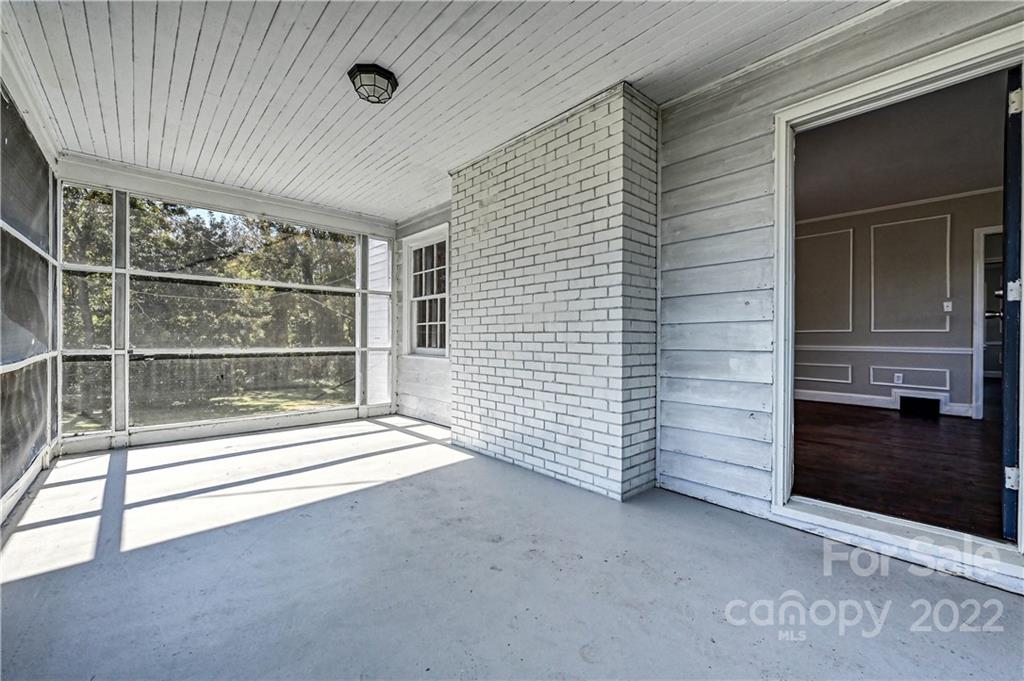 209 West Spring Street Troy, NC 27371 - Photo 6 of 32 Gallery Image 6