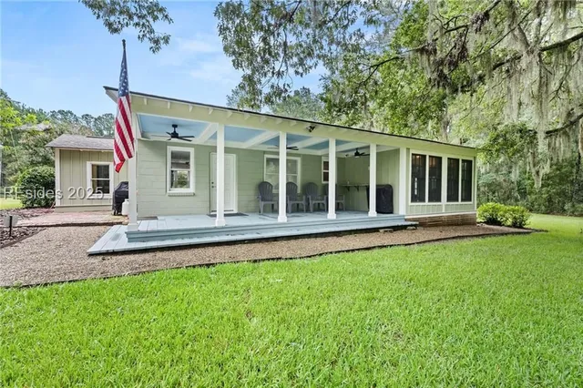 $779,500 | 164 Paige Point Bluff, Seabrook, SC 29940