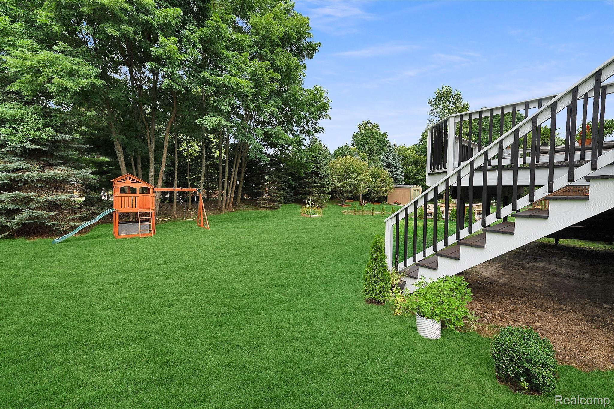449 Otter Run Road Holly, MI 48442 - Photo 25 of 40 BACKYARD