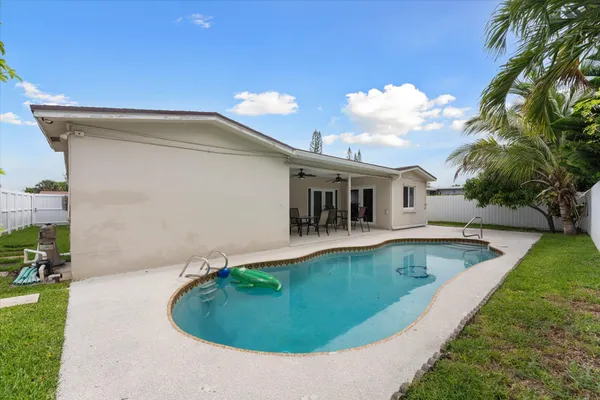 $3,875 | 6515 Southwest 8th Place, North Lauderdale, FL 33068