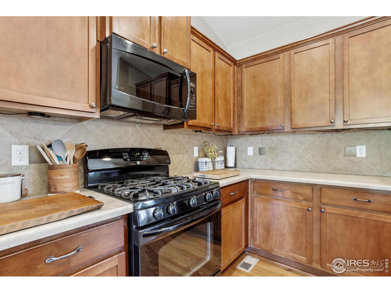 8543 Raspberry Drive Frederick, CO 80504 - Photo 10 of 30