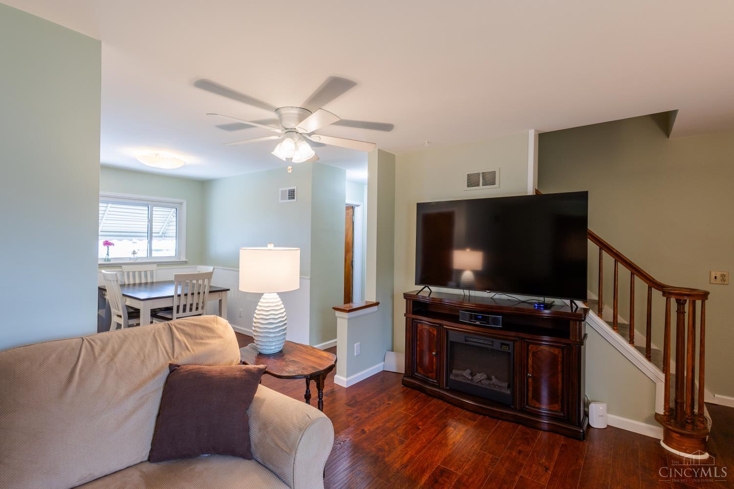8341 Pippin Road Cincinnati, OH 45239 - Photo 9 of 26