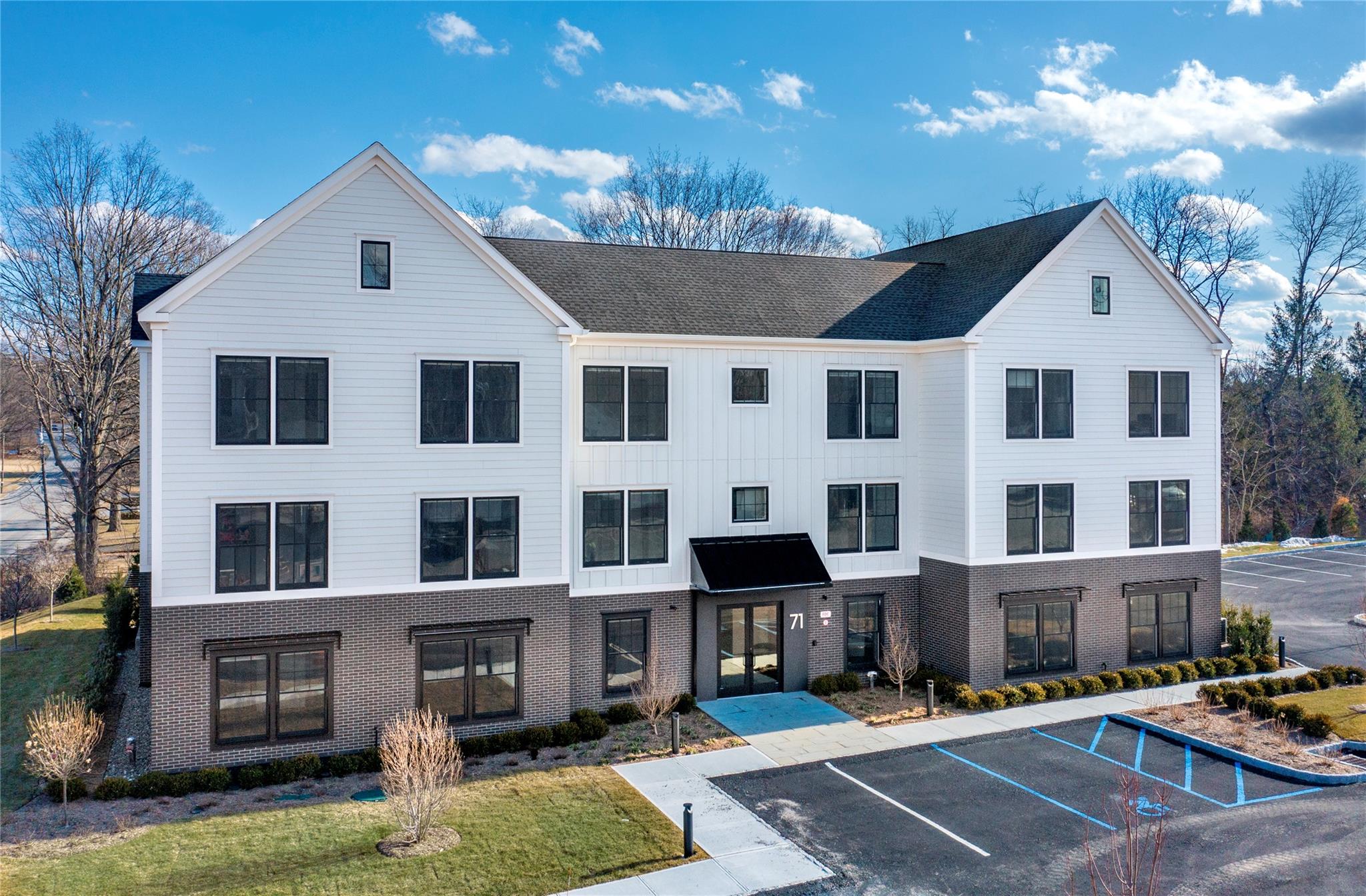 Now Leasing: The Pawling Commons—a brand-new rental complex offering an unparalleled living experience in the heart of the Village of Pawling.