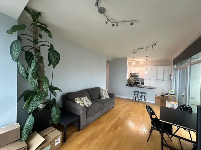 $3,250 | 1400 South Michigan Avenue, Unit 2503, Chicago, IL 60605