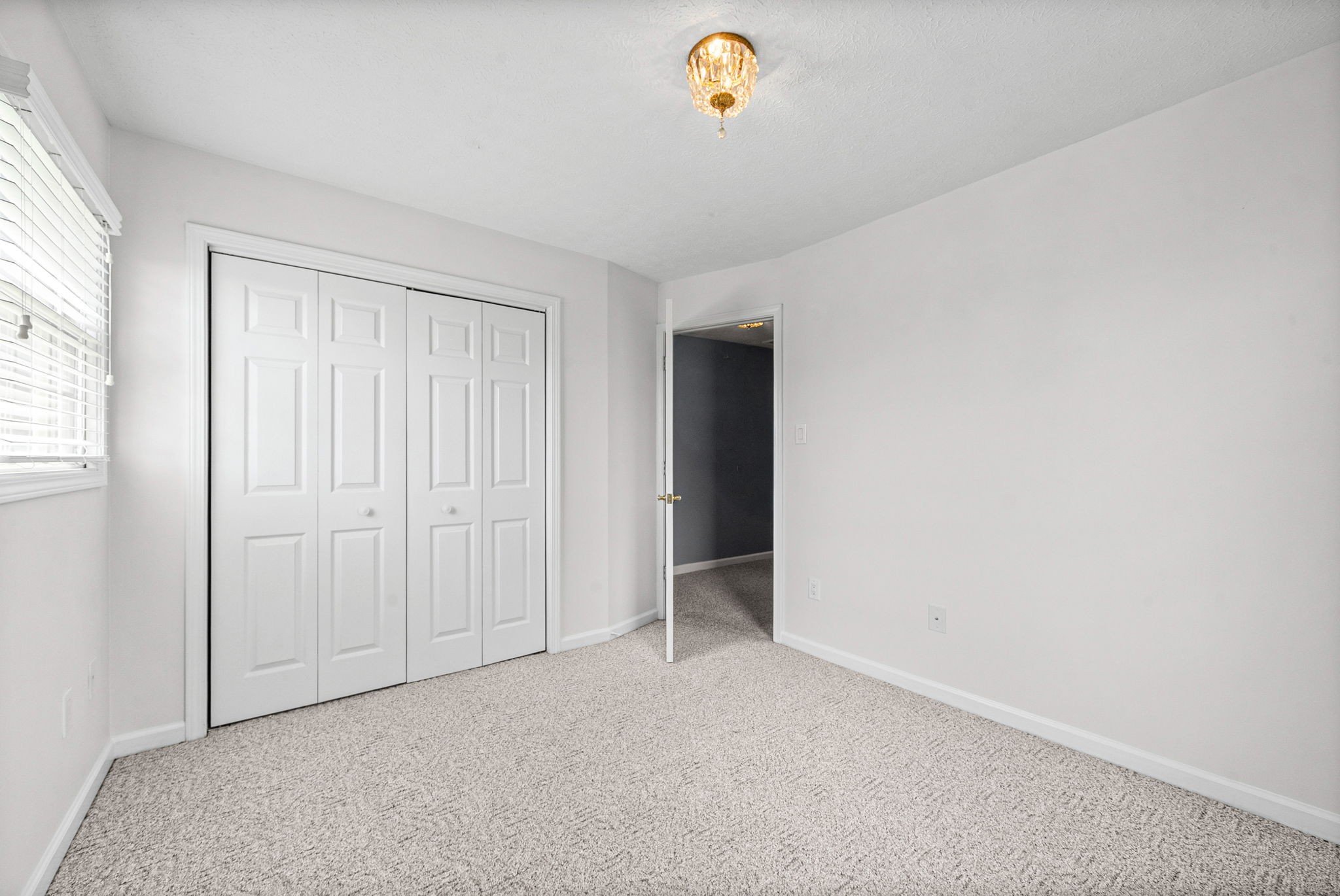 5005 Harmony Grove Road Hopkinsville, KY 42240 - Photo 22 of 41 an empty room with window