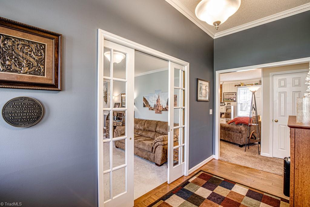5045 Cobblestone Road Winston-Salem, NC 27106 - Photo 2 of 35 Gallery Image 2