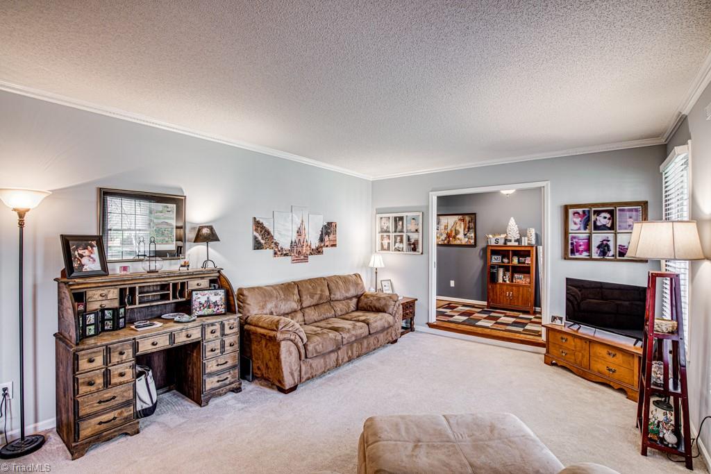 5045 Cobblestone Road Winston-Salem, NC 27106 - Photo 5 of 35 Gallery Image 5