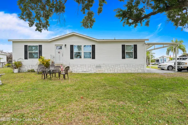 $214,900 | 958 Pecan Circle, Barefoot Bay, FL 32976