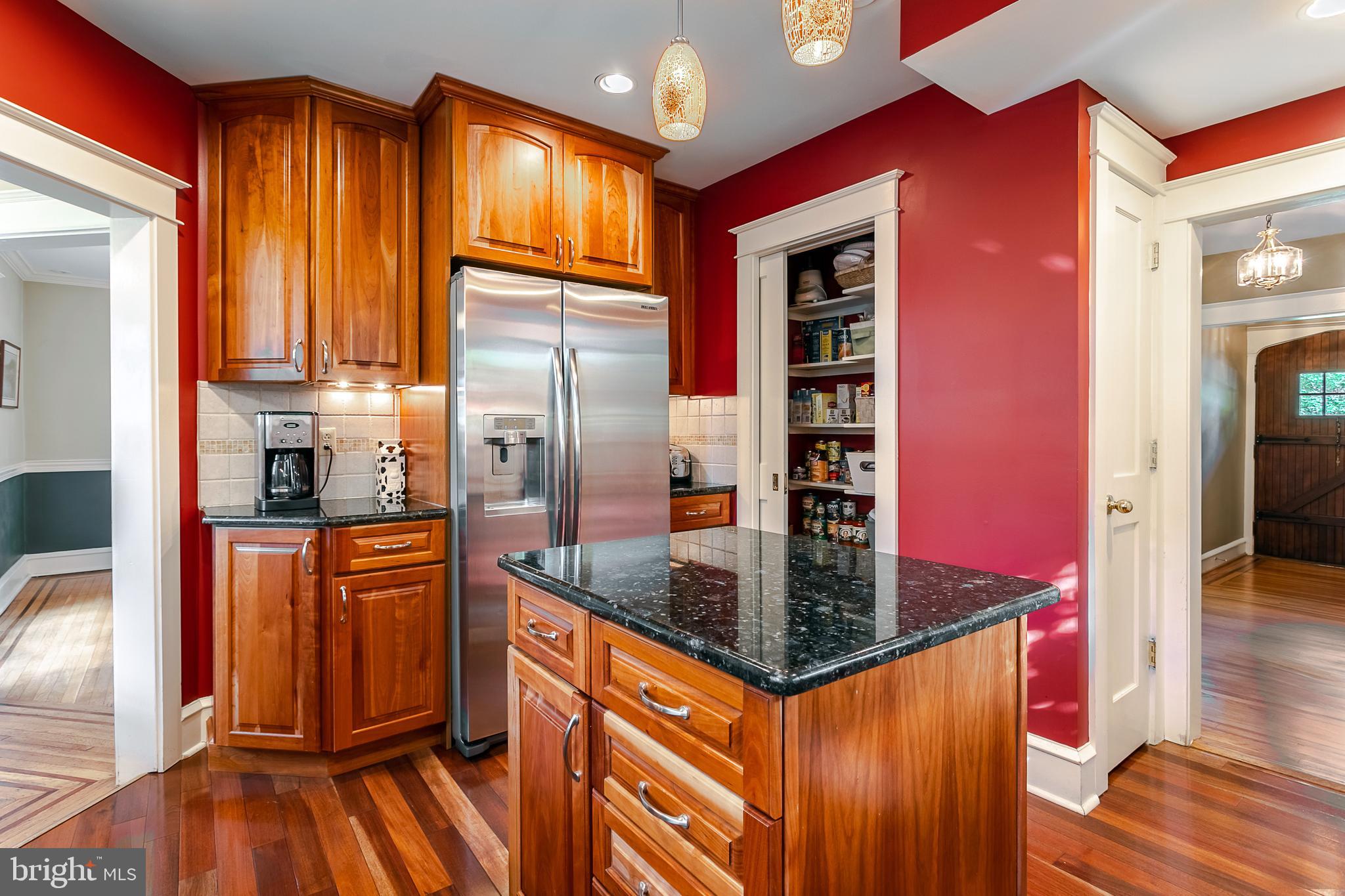 548 Manor Road Wynnewood, PA 19096 - Photo 14 of 45