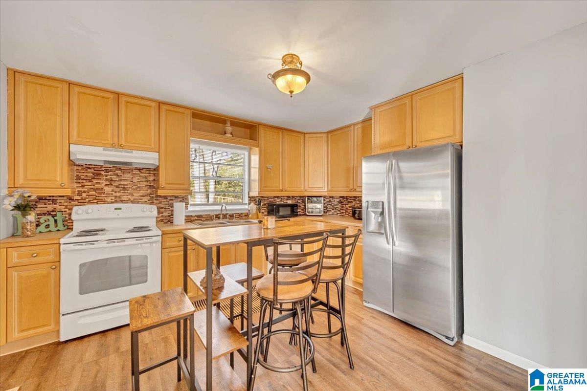 2232 7th Street Northeast Birmingham, AL 35215 - Photo 10 of 30