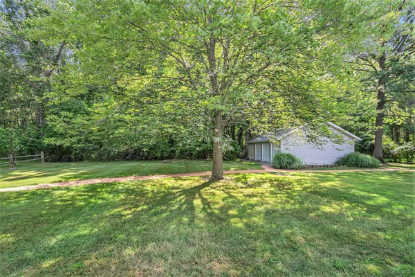 $399,000 | 15577 Victor Road, Unit 4, Union Pier, MI 49129