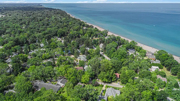 $399,000 | 15577 Victor Road, Unit 4, Union Pier, MI 49129