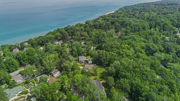 $399,000 | 15577 Victor Road, Unit 4, Union Pier, MI 49129