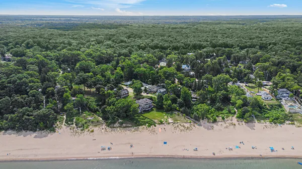 $399,000 | 15577 Victor Road, Unit 4, Union Pier, MI 49129