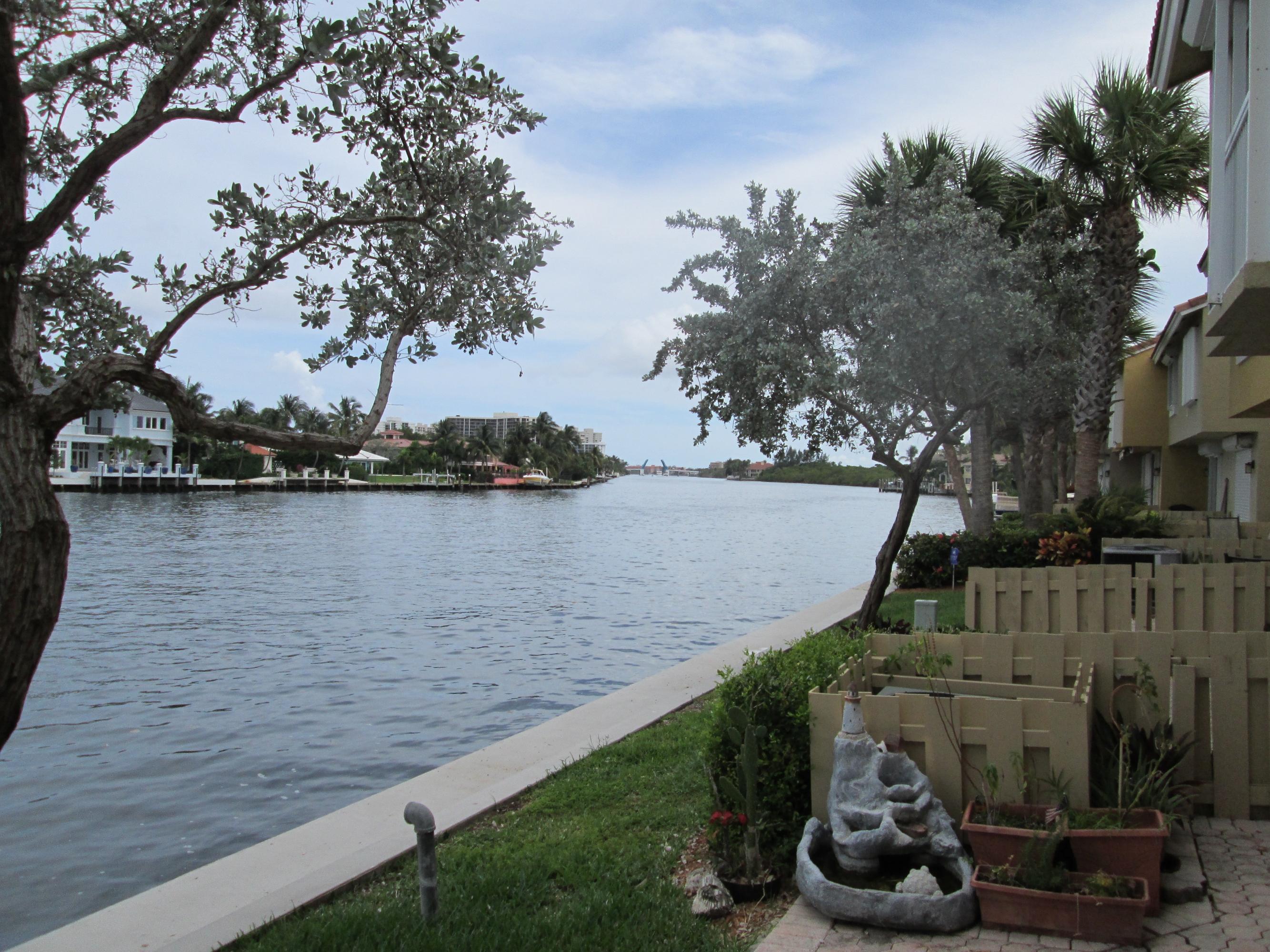932 Jeffery Street Boca Raton, FL 33487 - Photo 6 of 46 IMG_0014