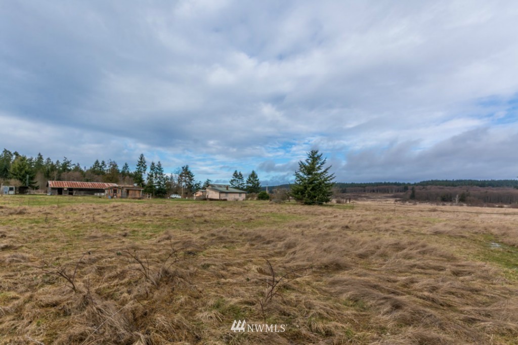 225 East Frostad Road Oak Harbor, WA 98277 - Photo 3 of 12 Gallery Image 3