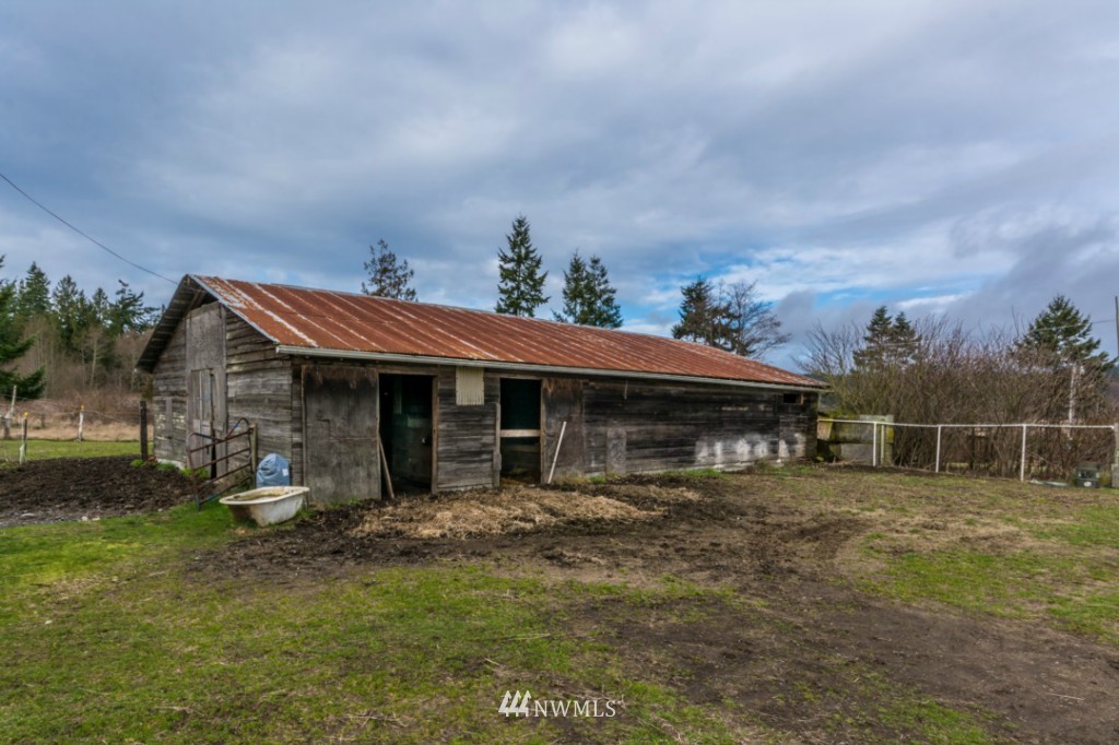 225 East Frostad Road Oak Harbor, WA 98277 - Photo 4 of 12 Gallery Image 4