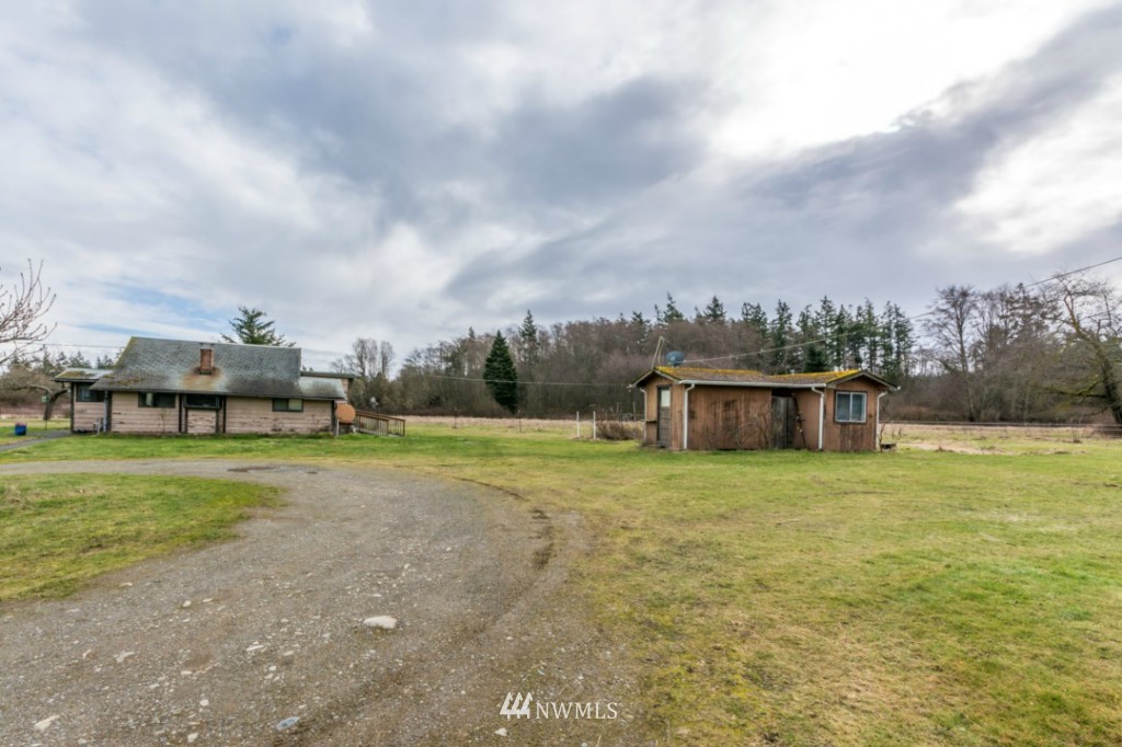 225 East Frostad Road Oak Harbor, WA 98277 - Photo 5 of 12 Gallery Image 5